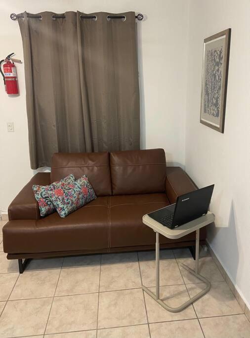 Sunny Breeze 2 Bed Airport And Beaches Are Close Apartamento