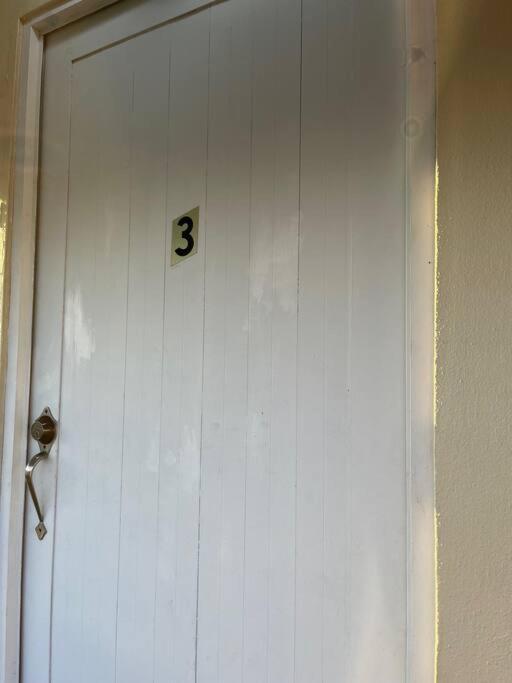 Apartamento Sunny Breeze 2 Bed Airport And Beaches Are Close *